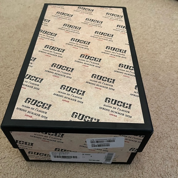 Gucci Stamp Print Leather Loafer men's new with tags and in box - Picture 2 of 8